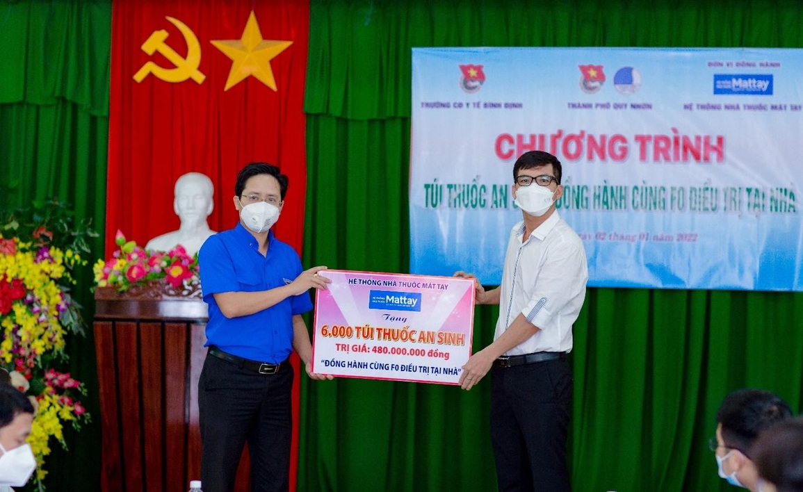 Hệ thống nhà thuốc Mát Tay đồng hành cùng người dân Quy Nhơn vượt đại dịch - 2 Hệ thống nhà thuốc Mát Tay đồng hành cùng người dân Quy Nhơn vượt đại dịch - 2