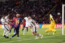 Barcelona lo thua Inter Milan ở bán kết Champions League vì dớp sân khách