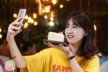 Smartphone nào sẽ được giới trẻ yêu thích nhất năm 2018?