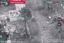 Chiến sự Ukraine 2/5: Nga bắt đầu đột phá Pokrovsk, trận chiến khốc liệt