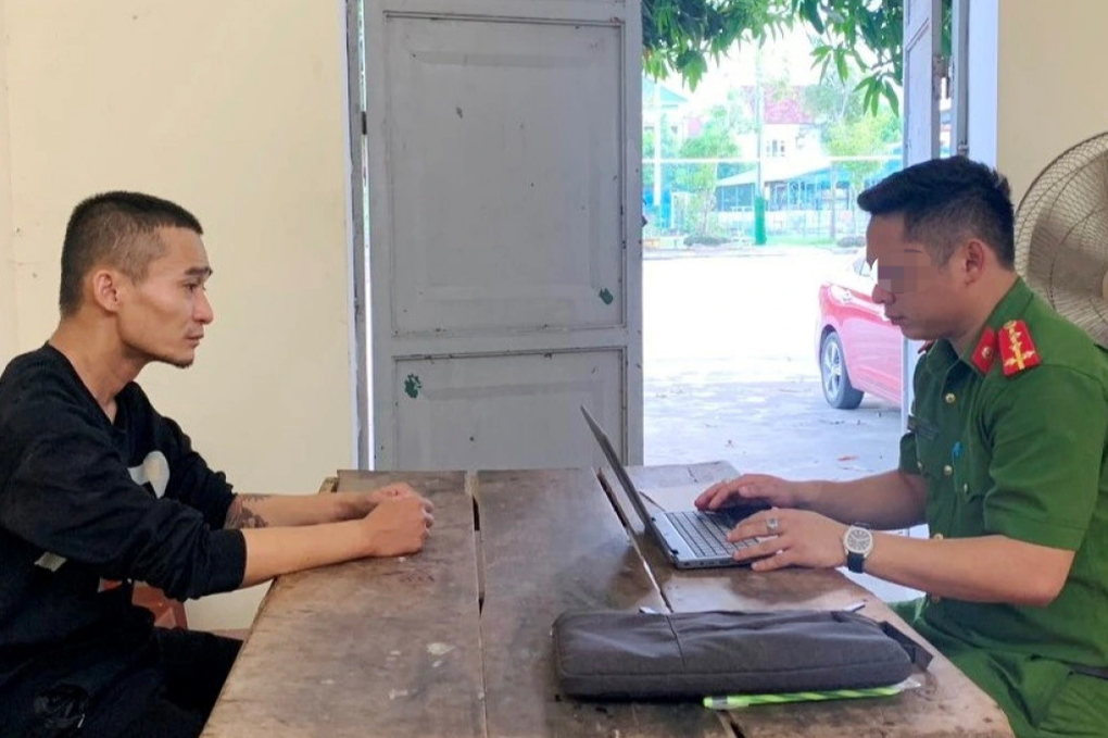 Dùng dao đâm chủ nợ sau khoản vay 50 triệu đồng - 1 Dùng dao đâm chủ nợ sau khoản vay 50 triệu đồng - 1