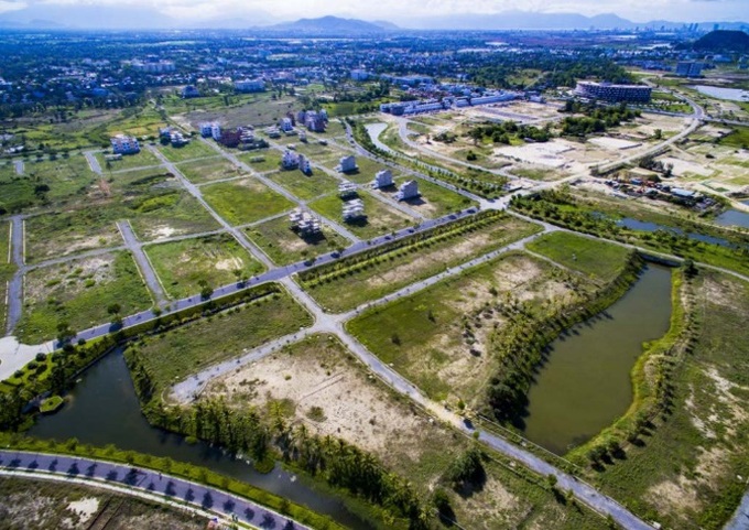 Nhà đầu tư đổ xô “săn” đất nền phía Nam Đà Nẵng - Ảnh 2. Nhà đầu tư đổ xô “săn” đất nền phía Nam Đà Nẵng - Ảnh 2.