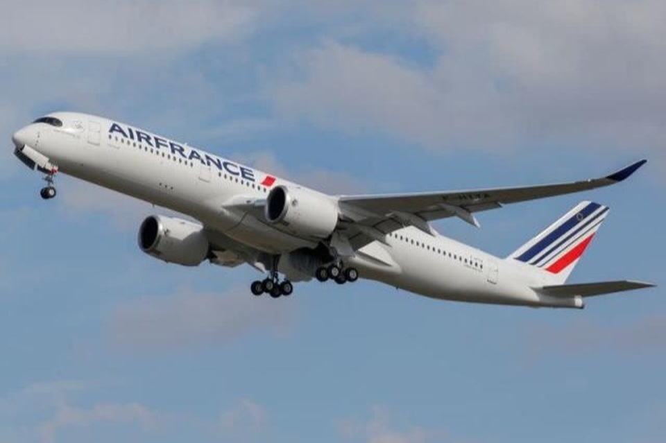 Máy bay Air France dùng dầu ăn để bay từ Pháp đến Canada - 1 Máy bay Air France dùng dầu ăn để bay từ Pháp đến Canada - 1