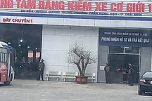 Công an khám xét hai trung tâm đăng kiểm xe cơ giới ở Thái Bình