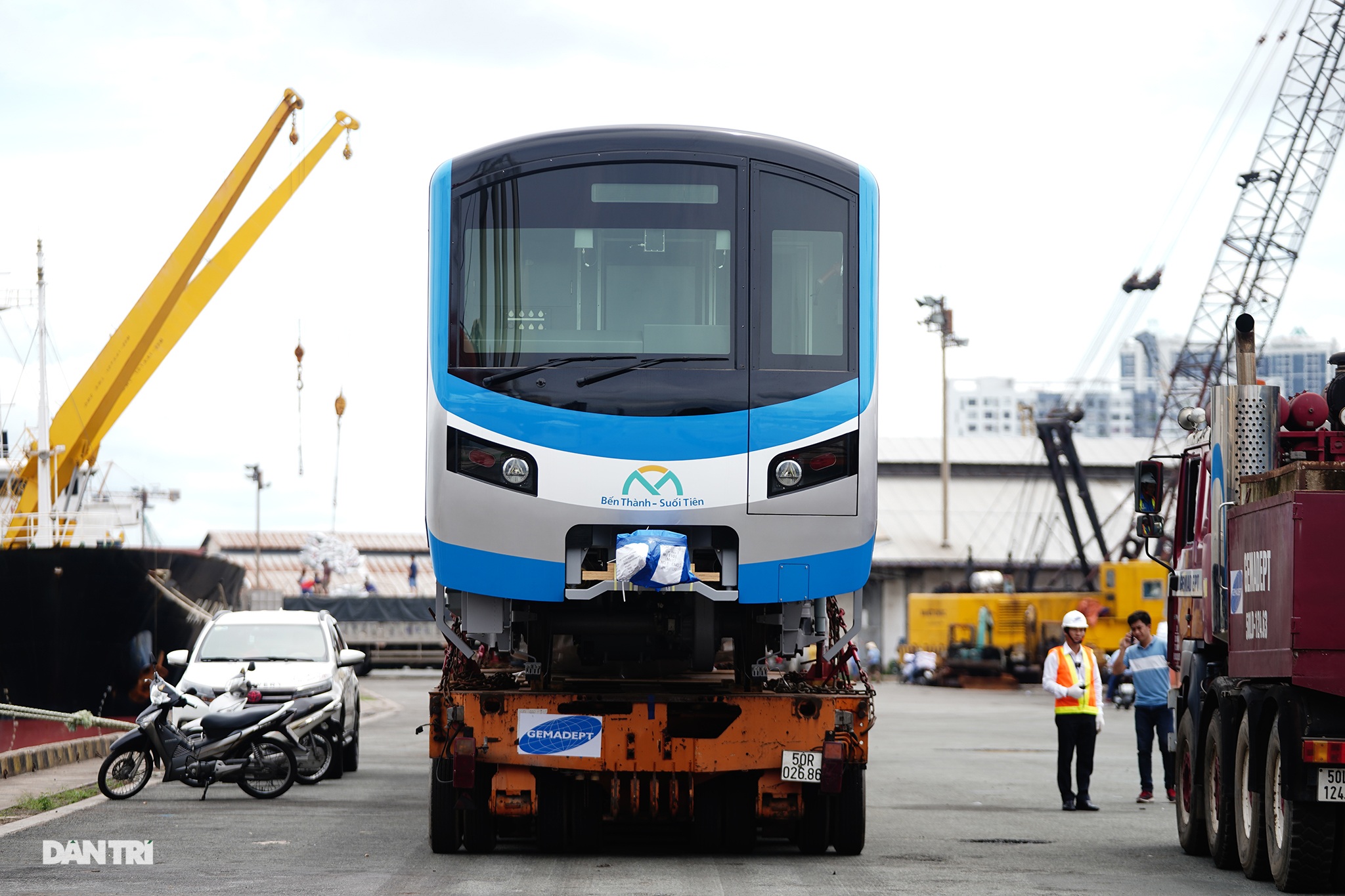 Đoàn tàu metro số 1 được xếp dỡ như thế nào? - 27 Đoàn tàu metro số 1 được xếp dỡ như thế nào? - 27