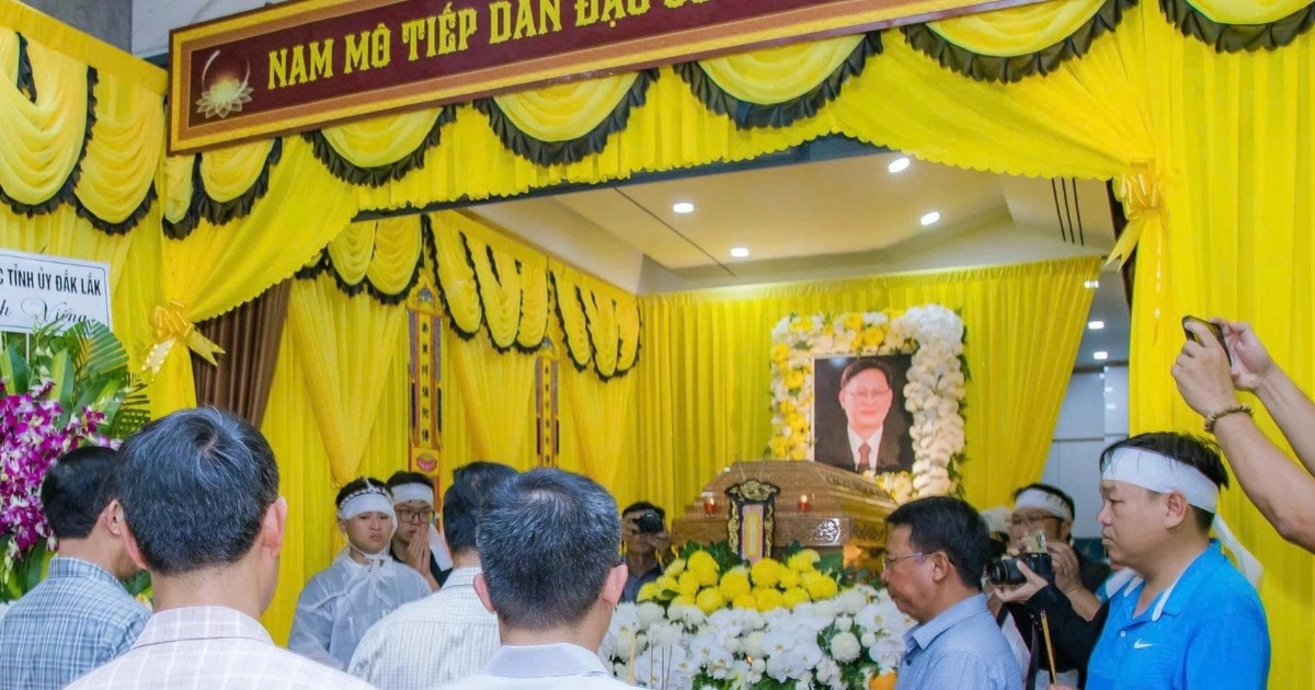 Vụ chủ tịch xã tử nạn khi điều tiết giao thông: Nữ tài xế khai có uống rượu