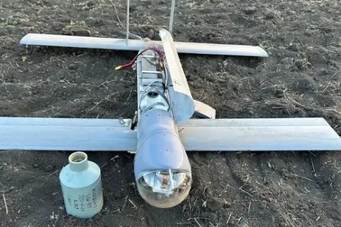 Ukraine phát hiện chi tiết lạ khi mổ xẻ UAV trí tuệ nhân tạo của Nga