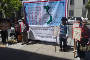 Các bô lão Hội Đền Hùng San Jose phản đối Trung Quốc 