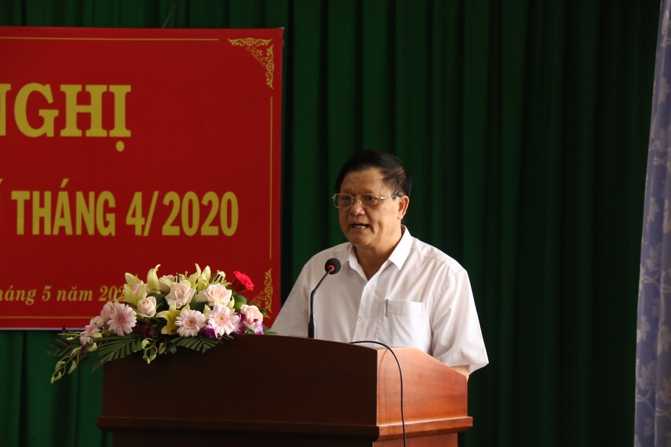 “Nếu không lấy chồng, có lẽ em ấy đã là học sinh giỏi!” - 7 “Nếu không lấy chồng, có lẽ em ấy đã là học sinh giỏi!” - 7