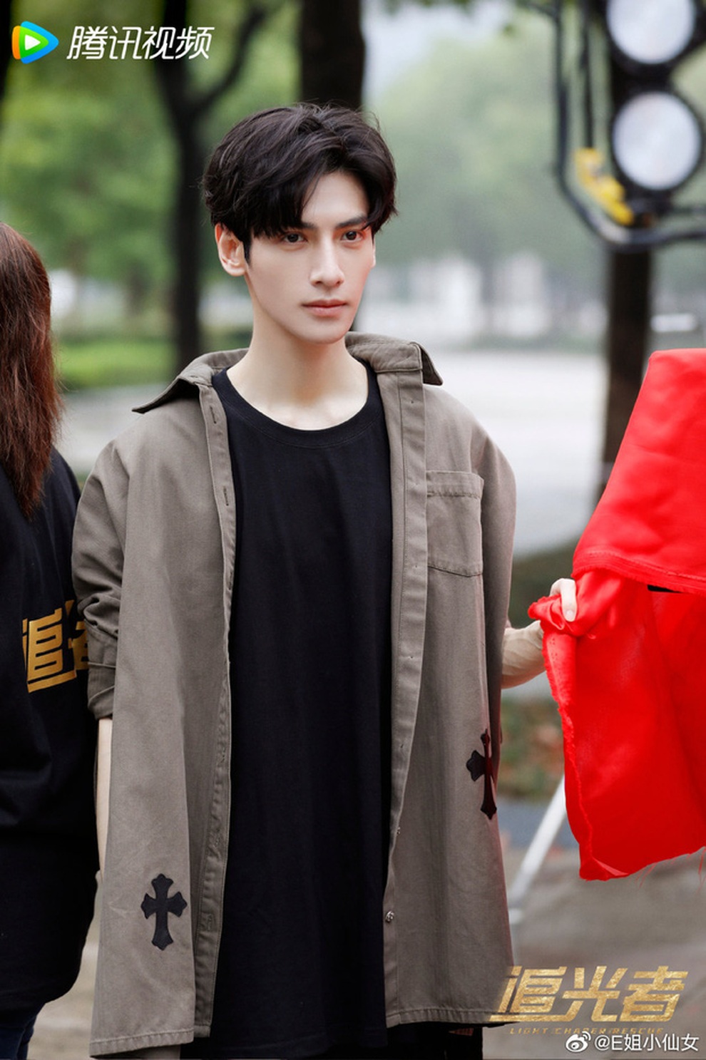 La Vân Hi nhập viện cấp cứu vì cú đấm quá nhập vai của bạn diễn  - 1