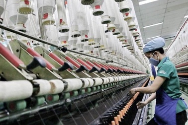 Sản xuất vải đang là ‘nút thắt cổ chai’ của ngành dệt may Việt Nam