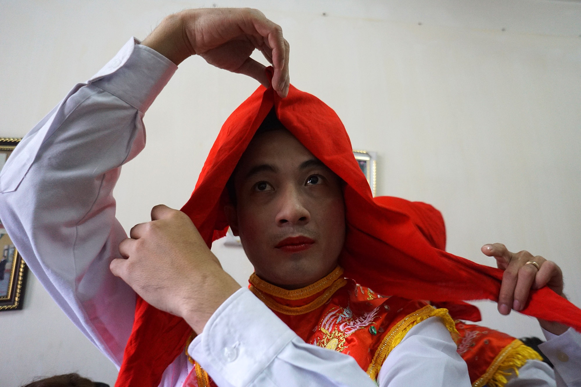 Hà Nội: Người gìn giữ điệu múa cổ nghìn năm con đĩ đánh bồng - 5 Hà Nội: Người gìn giữ điệu múa cổ nghìn năm con đĩ đánh bồng - 5