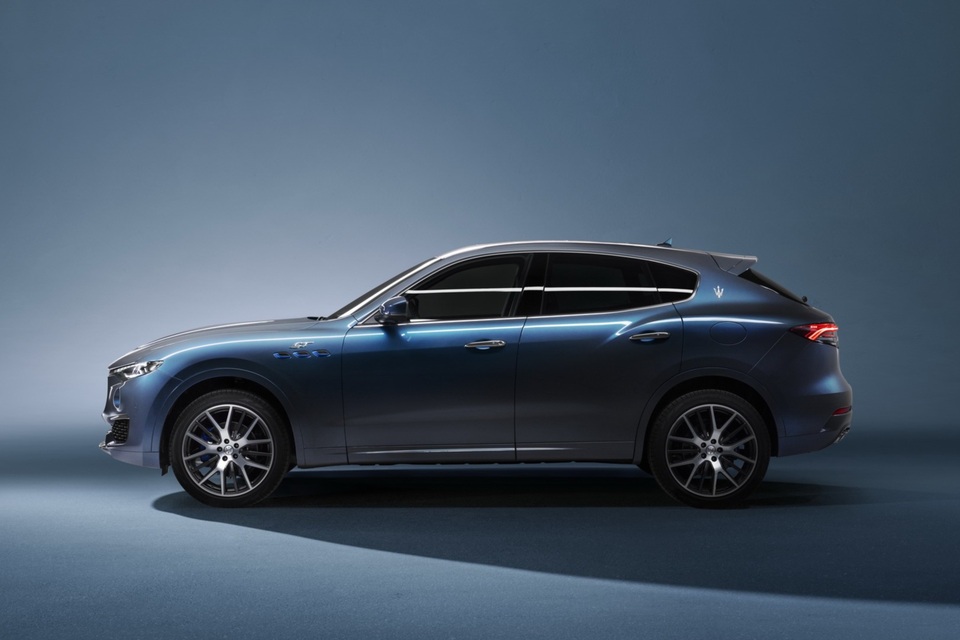 SUV động cơ hybrid đầu tiên của Maserati trình làng - 7 SUV động cơ hybrid đầu tiên của Maserati trình làng - 7