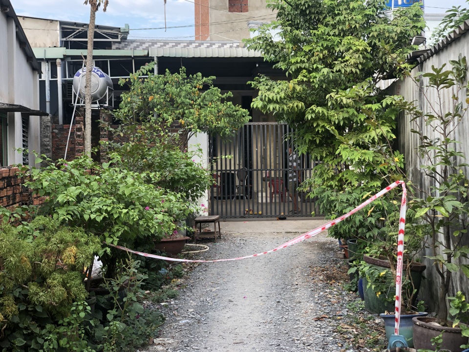 TPHCM: Phong tỏa nơi làm, nơi ở của bệnh nhân Covid-19 về nước chui - 5 TPHCM: Phong tỏa nơi làm, nơi ở của bệnh nhân Covid-19 về nước chui - 5
