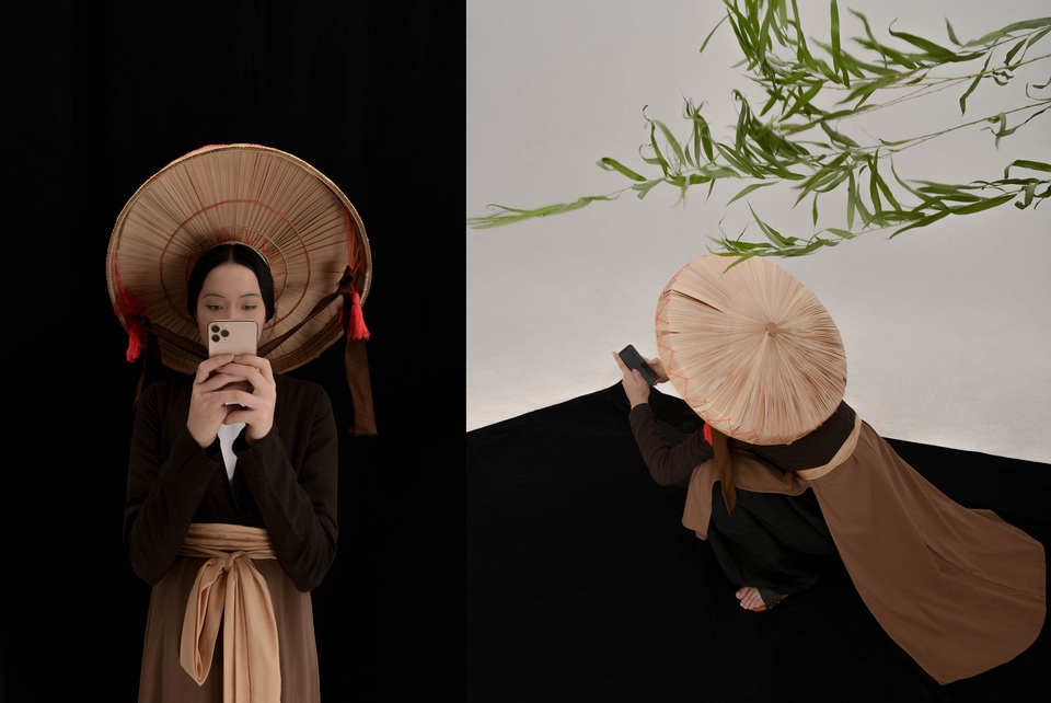 Độc đáo bộ ảnh kết hợp truyền thống và công nghệ của đôi bạn trẻ 9X - 1 Độc đáo bộ ảnh kết hợp truyền thống và công nghệ của đôi bạn trẻ 9X - 1