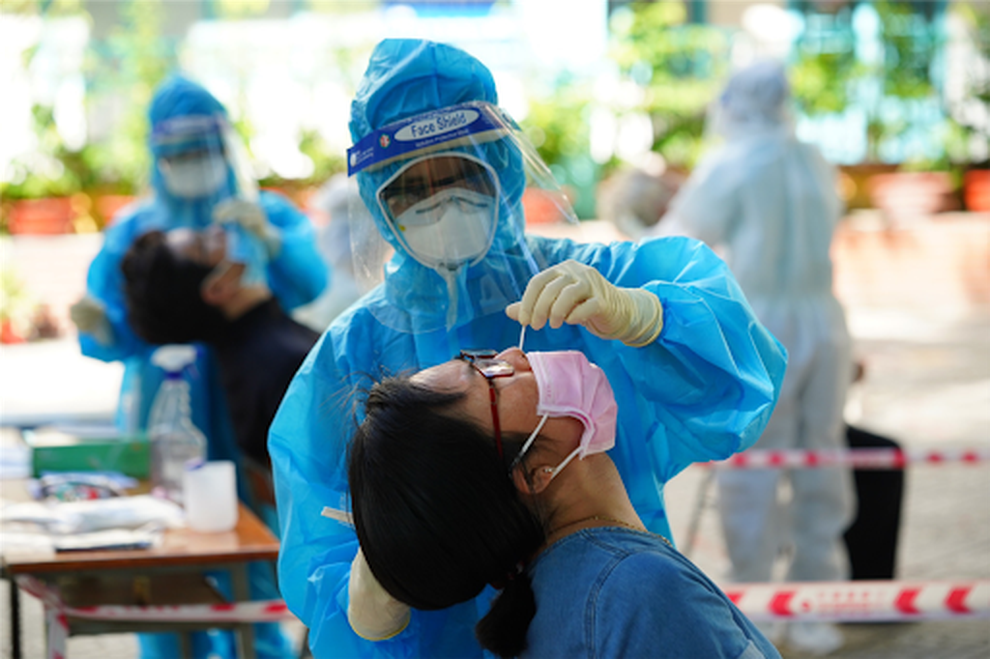 Thủ tướng lệnh xét nghiệm người dân toàn TPHCM khi giãn cách tăng cường - 1 Thủ tướng lệnh xét nghiệm người dân toàn TPHCM khi giãn cách tăng cường - 1