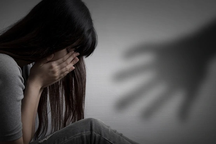 Đình chỉ công tác một cán bộ huyện ở Quảng Ninh do bị tố hiếp dâm