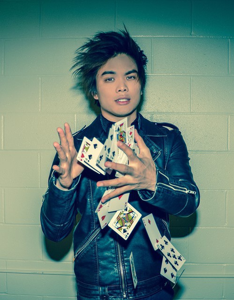 Ảo thuật gia Shin Lim: Từ biến cố bi kịch mở ra... tương lai xán lạn - 3 Ảo thuật gia Shin Lim: Từ biến cố bi kịch mở ra... tương lai xán lạn - 3