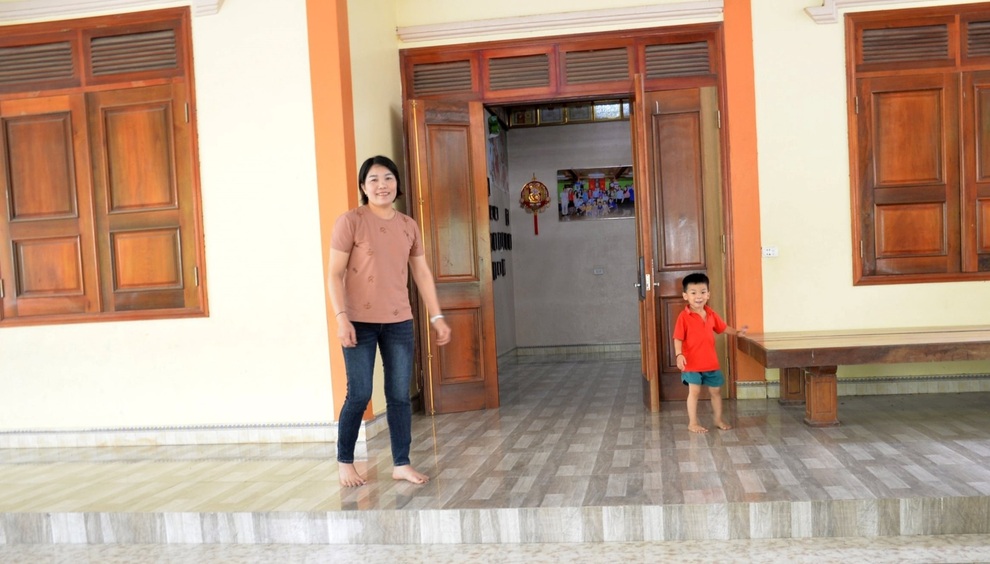 Cuộc sống khấm khá hơn nhờ đi làm việc ở nước ngoài - 1 Cuộc sống khấm khá hơn nhờ đi làm việc ở nước ngoài - 1