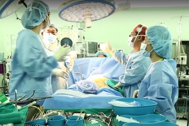 Bệnh viện tư nhân đầu tiên ghép gan thành công