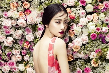 Siêu mẫu Hàn khoe nét yêu kiều trong thiết kế Việt