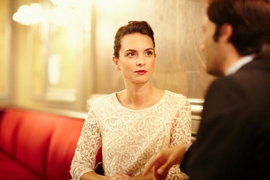 Chê vợ xấu, cuối cùng mắc bẫy gái làng chơi