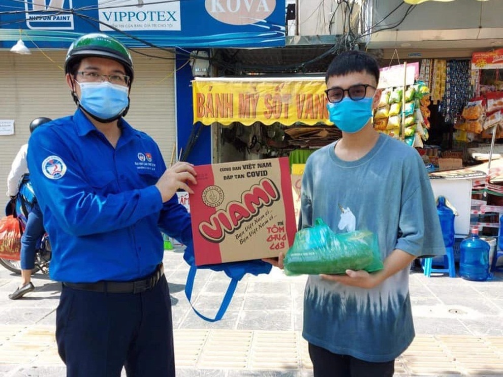 Đại học hỗ trợ hơn 1.200 sinh viên khó khăn đang mắc kẹt tại Hà Nội - 6 Đại học hỗ trợ hơn 1.200 sinh viên khó khăn đang mắc kẹt tại Hà Nội - 6