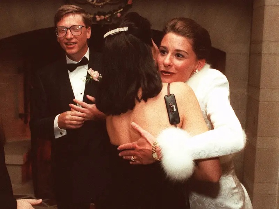 Chùm ảnh về cuộc hôn nhân kéo dài 27 năm của tỷ phú Bill Gates - 4 Chùm ảnh về cuộc hôn nhân kéo dài 27 năm của tỷ phú Bill Gates - 4