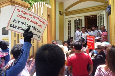 Khách hàng bị “giang hồ” dằn mặt vì “tố” Công ty Angel Lina bán đất nền lừa đảo