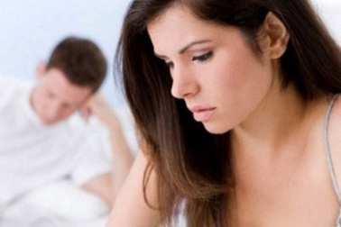 Chồng “trả lương” cho ô sin ở nhà nghỉ