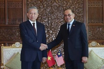 Củng cố nền tảng vững chắc cho sự phát triển mạnh mẽ quan hệ Việt Nam - Malaysia