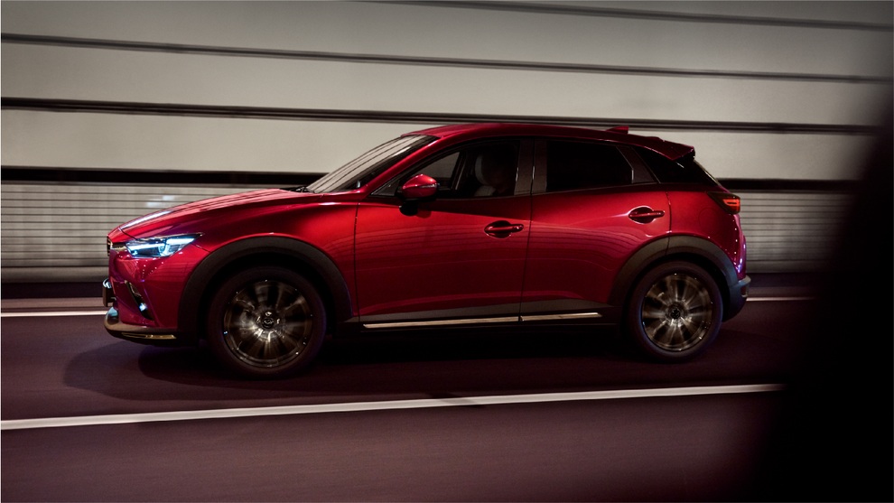 Đánh giá Mazda CX-3: Xe gầm cao đô thị tầm 700 triệu được gia đình Việt ưa chuộng - 1 Đánh giá Mazda CX-3: Xe gầm cao đô thị tầm 700 triệu được gia đình Việt ưa chuộng - 1