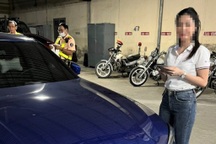 Cô gái lái BMW 140km/h có tính chất khác với vụ người mẫu Ngọc Trinh