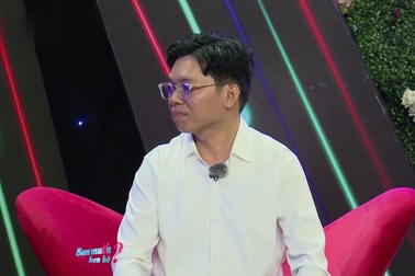 Chủ quán cơm 9X kể chuyện yêu nhau hai ngày thì chia tay vì bị mẹ phản đối