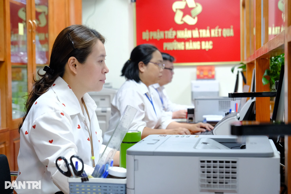 Bố trí lại số cấp phó tại các phòng chuyên môn của UBND xã, phường - 1