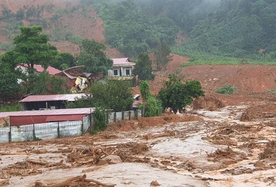 Truy thăng quân hàm cho 22 cán bộ, chiến sĩ hy sinh ở Quảng Trị - 1 Truy thăng quân hàm cho 22 cán bộ, chiến sĩ hy sinh ở Quảng Trị - 1