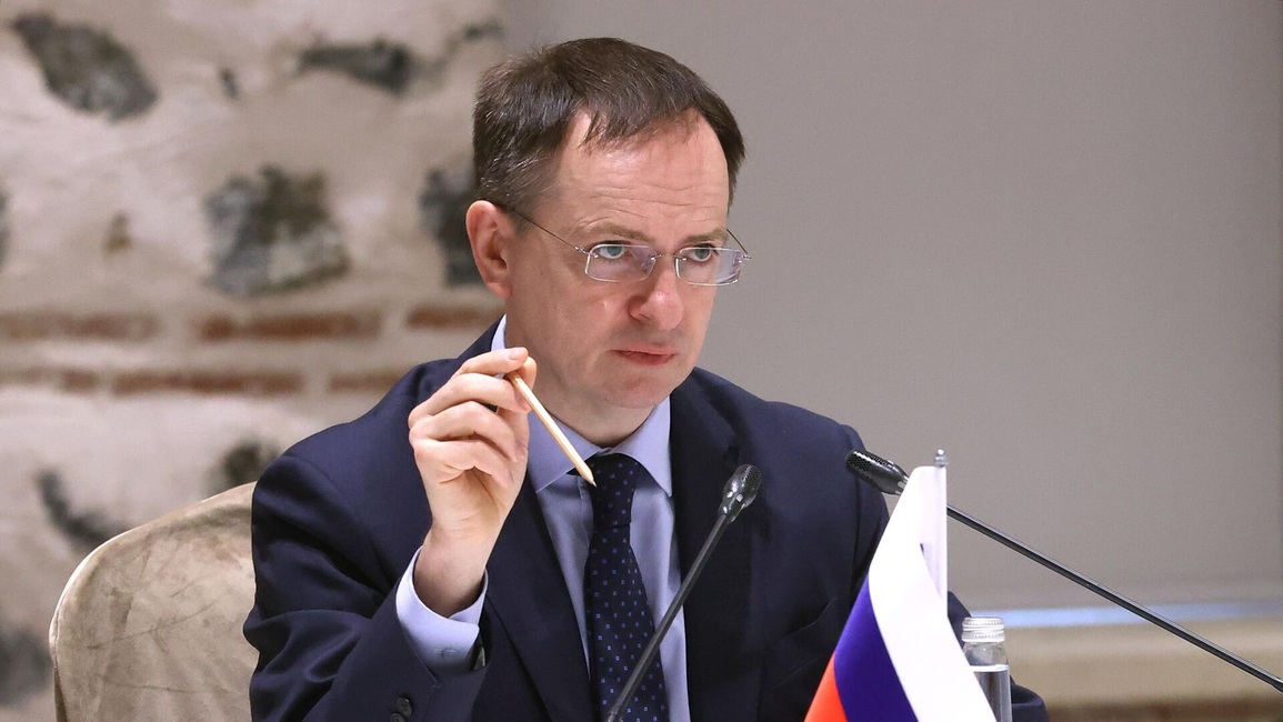 Trưởng đoàn đàm phán Nga có thu nhập gấp 10 lần Tổng thống Putin - 1 Trưởng đoàn đàm phán Nga có thu nhập gấp 10 lần Tổng thống Putin - 1