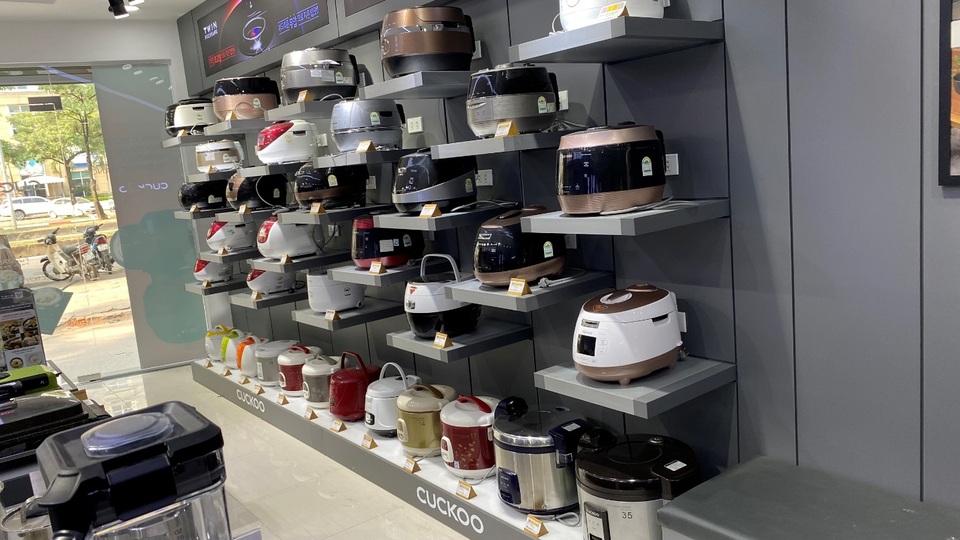 Mua hàng chính hãng và hưởng hậu mãi tại showroom Cuckoo Hà Nội - 3 Mua hàng chính hãng và hưởng hậu mãi tại showroom Cuckoo Hà Nội - 3