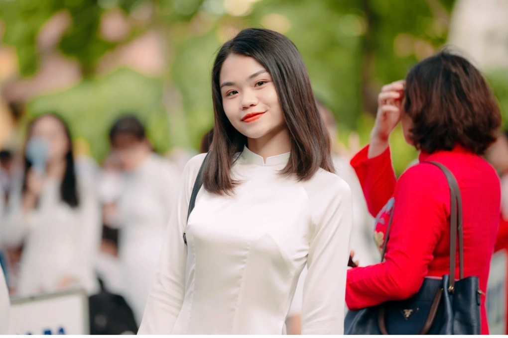 Thí sinh thi tốt nghiệp THPT 2025 tại Hà Nội tăng hơn 10.000 em so với 2024 - 1 Thí sinh thi tốt nghiệp THPT 2025 tại Hà Nội tăng hơn 10.000 em so với 2024 - 1