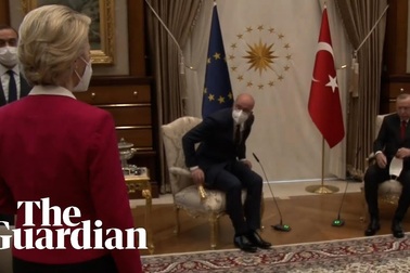 Lãnh đạo châu Âu "ngơ ngác" vì không có ghế ngồi