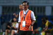 "HLV Hoàng Anh Tuấn sẽ rút ra bài học từ sai lầm của ông Troussier"