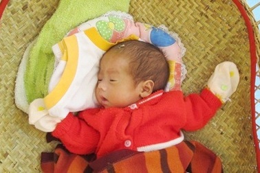 Hơn 23 triệu đồng đến với 2 bé song sinh khát sữa