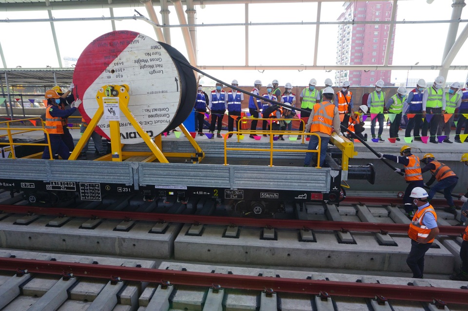 TPHCM: Triển khai cấp điện cho tuyến metro số 1 - 2 TPHCM: Triển khai cấp điện cho tuyến metro số 1 - 2
