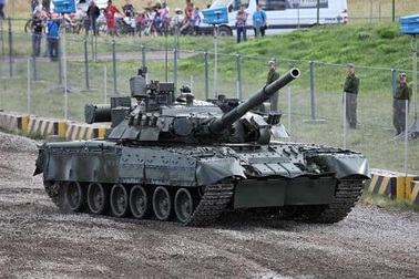 Tăng Armata chưa sẵn sàng, Nga dùng T-80 đối đầu với NATO