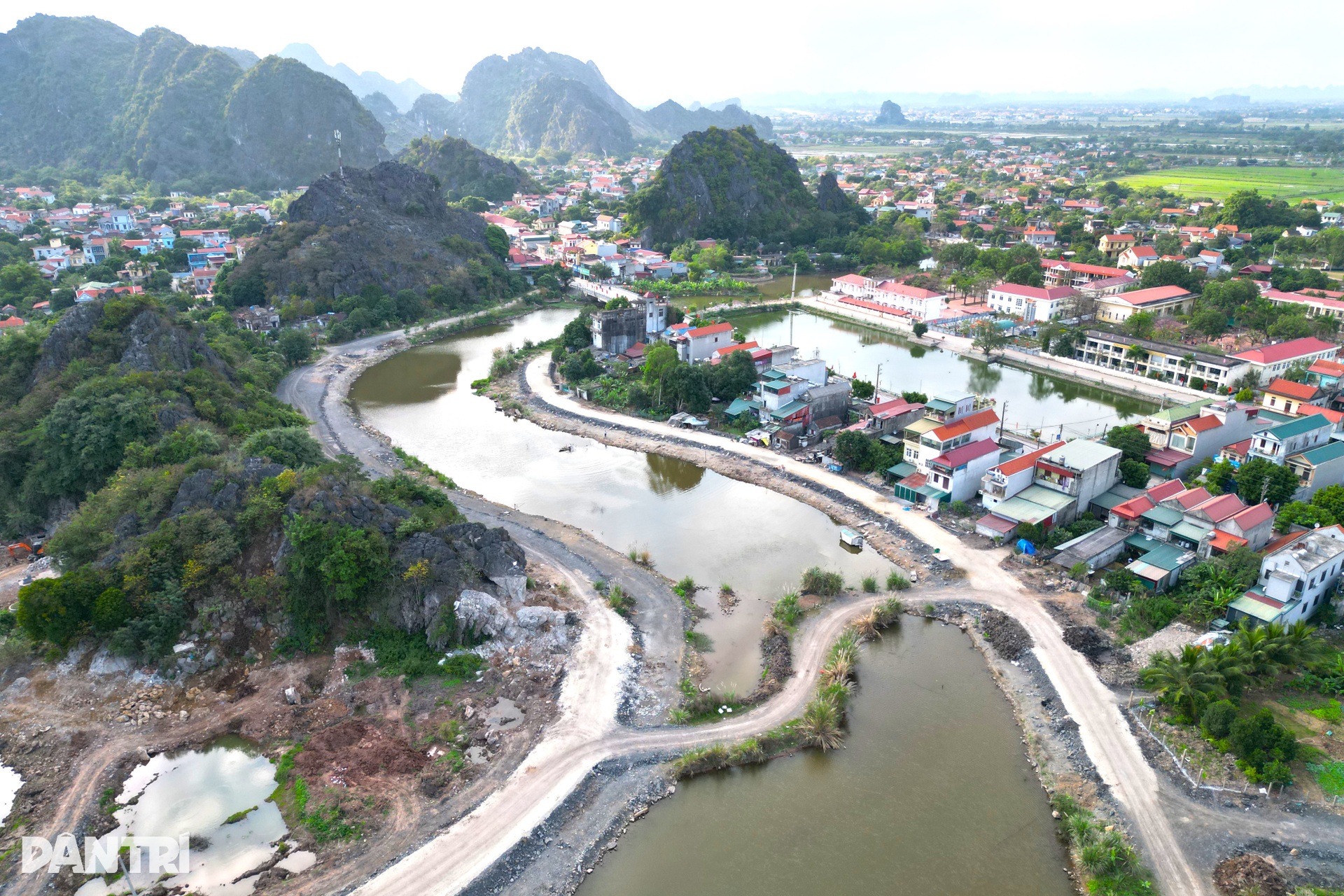 Ngán ngẩm dự án kéo dài hơn 20 năm, đội vốn 36 lần - 2 Ngán ngẩm dự án kéo dài hơn 20 năm, đội vốn 36 lần - 2