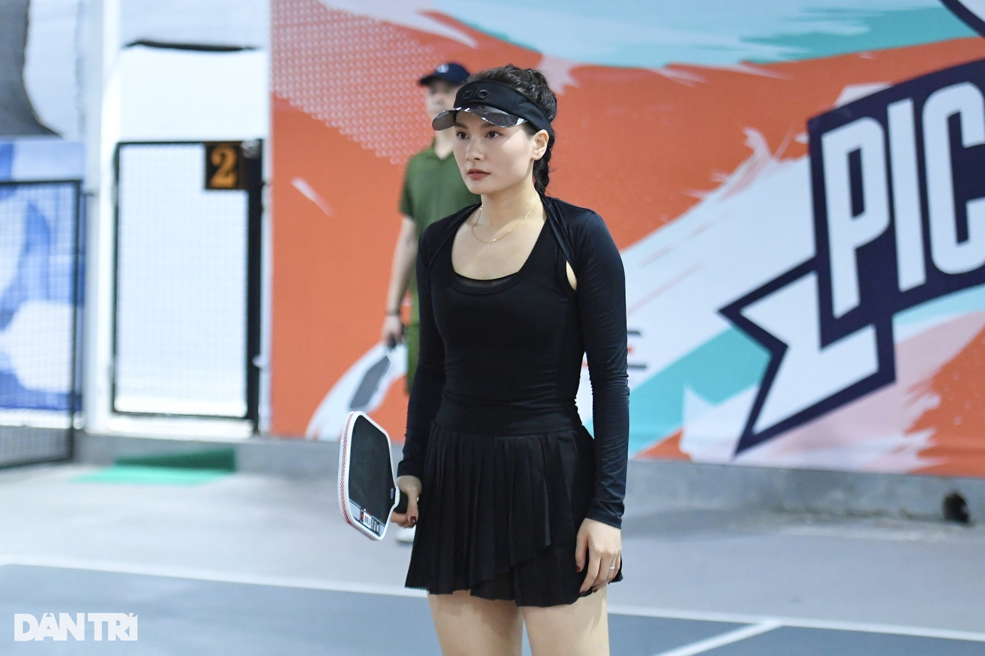 Vietnamese stars excitedly practice before Dan Tri newspaper's pickleball tournament - 10 Dàn sao Việt hào hứng luyện tập trước giải pickleball của báo Dân trí - 10
