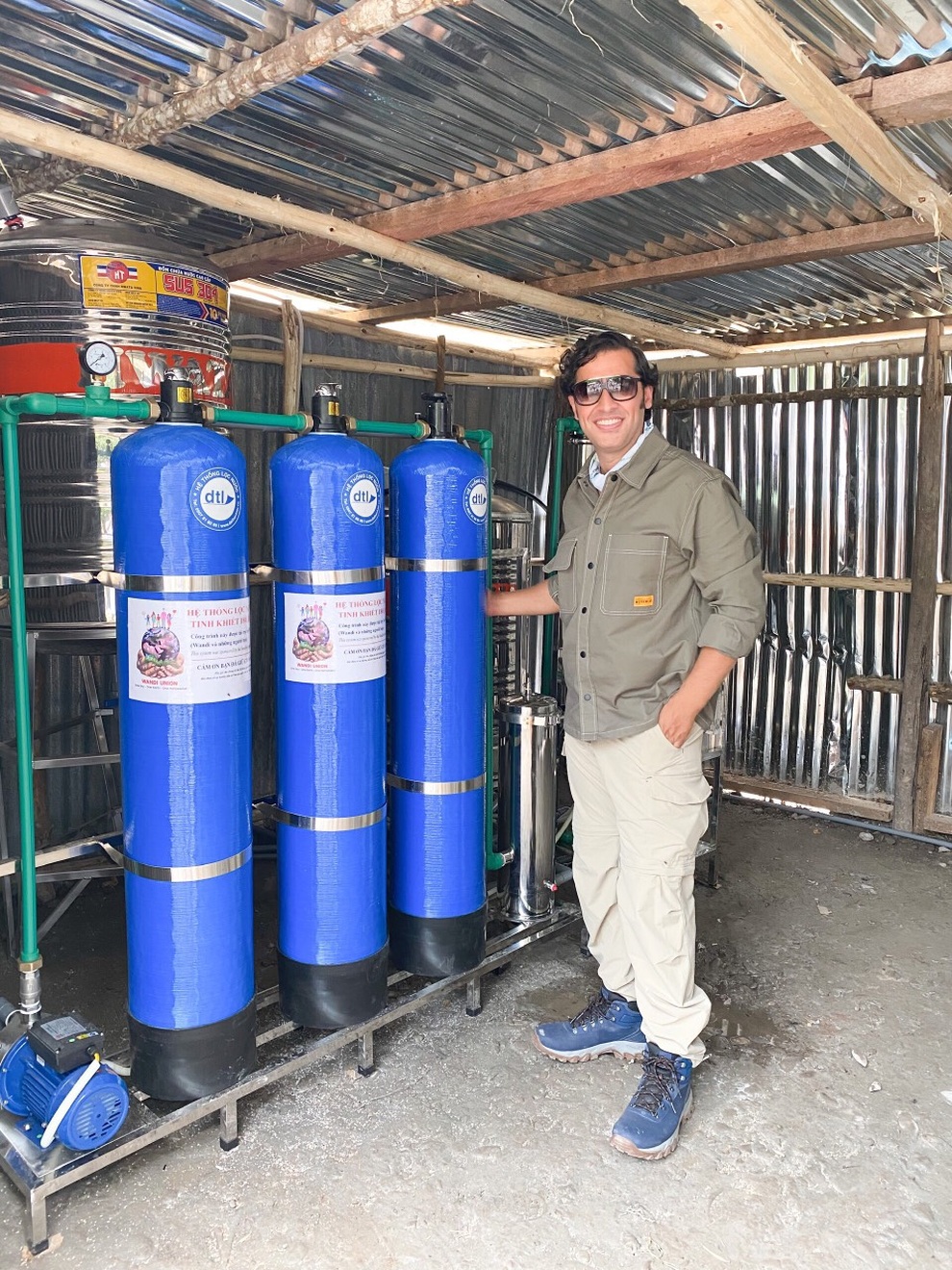 Cặp đôi Thụy Điển coi Việt Nam là nhà, tích cực làm từ thiện mùa dịch - 3