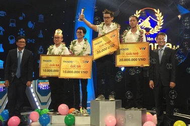 Gấp đôi điểm thí sinh thứ hai, Hoàng Cường vô địch Đường lên đỉnh Olympia 2018