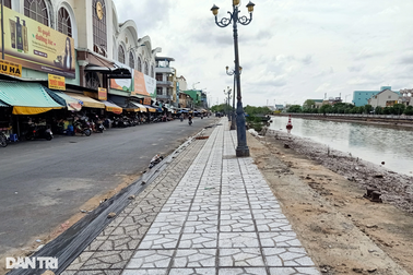 Bờ kè sông Bạc Liêu bị sụp lún sâu cả mét đã được khắc phục