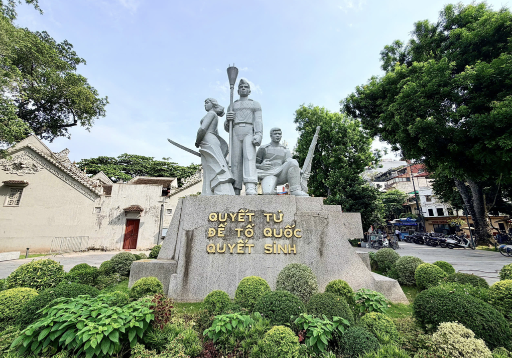 Hà Nội dự kiến di dời tượng đài Quyết tử để Tổ quốc quyết sinh - 1